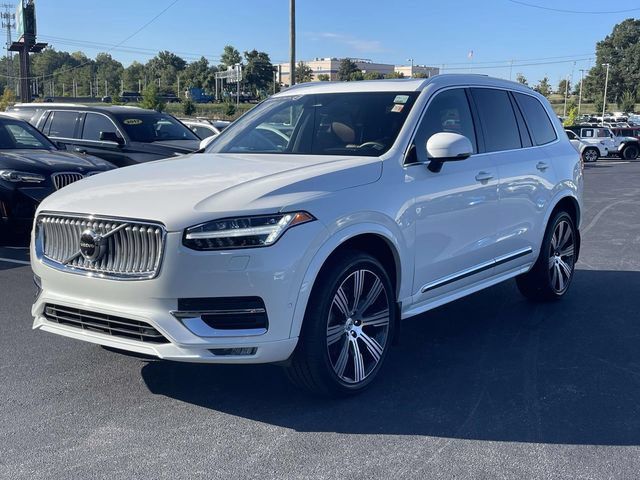 Certified 2023 Volvo XC90 B6 Ultimate w/ Lounge Package AWD/4WD image 3