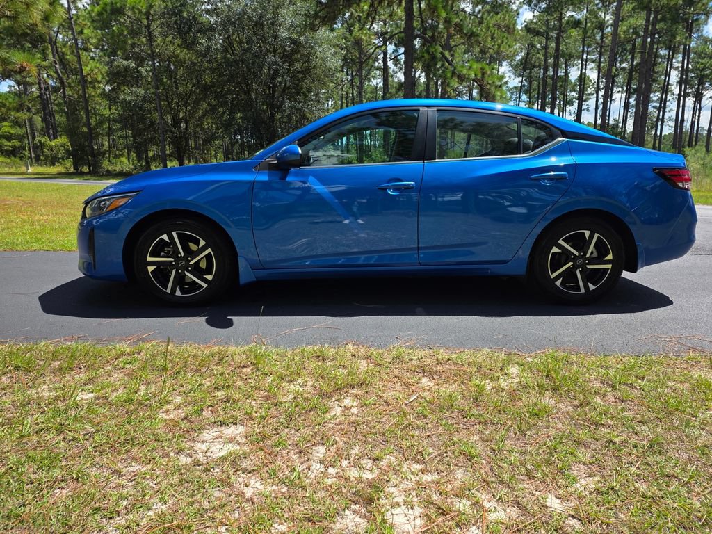 Used 2024 Nissan Sentra SV w/ All-Weather Package FWD image 2