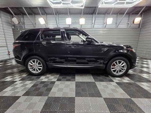 Used 2018 Land Rover Range Rover Sport SE AWD/4WD image 9
