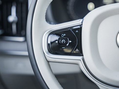 New 2026 Volvo XC90 B6 Ultra w/ Protection Package Premier image 28