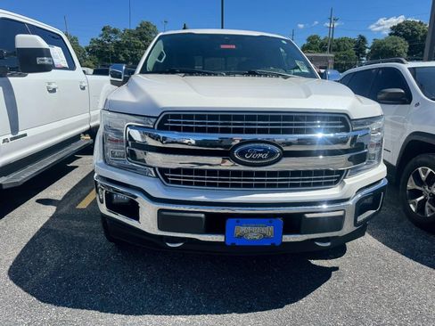 Used 2019 Ford F150 Lariat w/ Equipment Group 502A Luxury AWD/4WD image 3