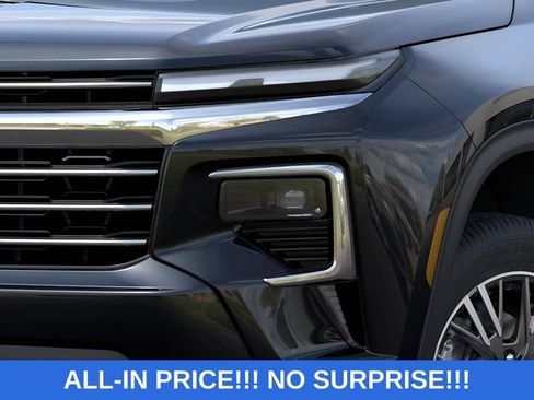 New 2027 Chevrolet Traverse LT w/ Driver Confidence Package FWD image 10