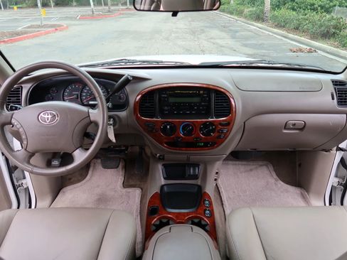 Used 2006 Toyota Tundra Limited image 25