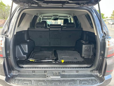 Used 2023 Toyota 4Runner SR5 Premium AWD/4WD image 26