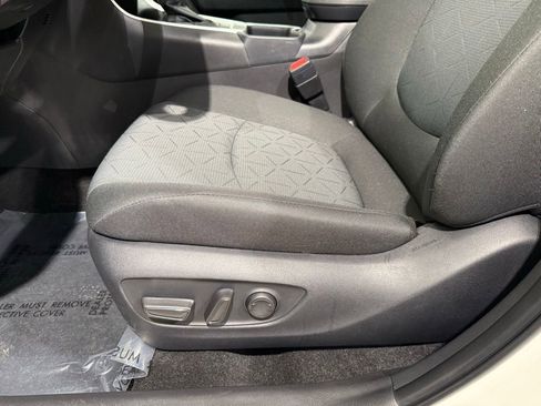 Certified 2025 Toyota RAV4 XLE AWD/4WD image 14