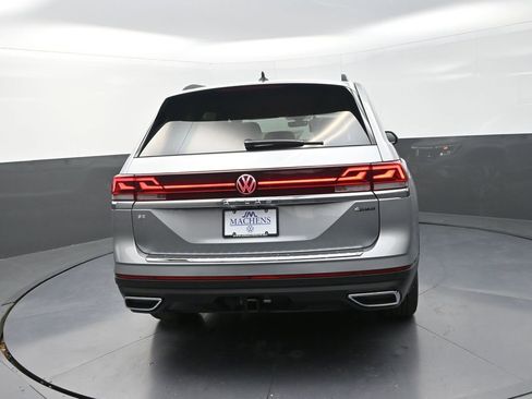 New 2026 Volkswagen Atlas SE image 7