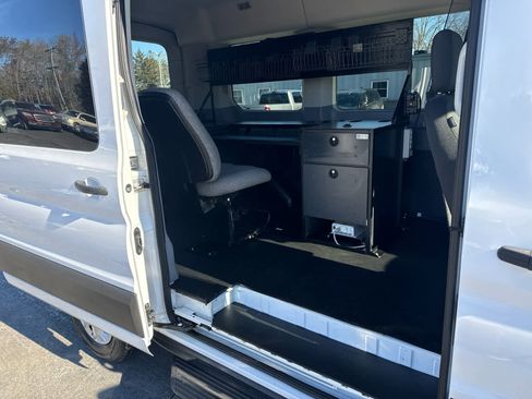 Used 2019 Ford Transit 150 XLT image 13