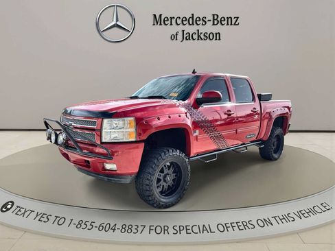 Used 2013 Chevrolet Silverado 1500 LT w/ All-Star Edition AWD/4WD image 4