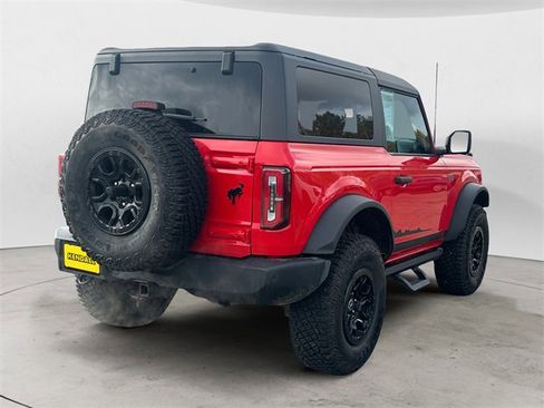 Used 2022 Ford Bronco Wildtrak image 5