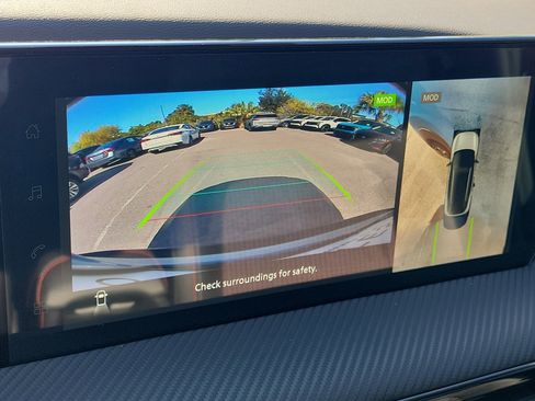 New 2026 Nissan Kicks SR image 31