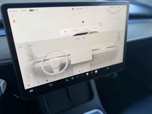 Used 2023 Tesla Model 3 Standard Range image 24