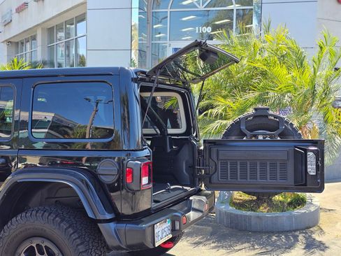 Used 2023 Jeep Wrangler Unlimited Rubicon w/ Xtreme 35 Tire Package AWD/4WD image 8