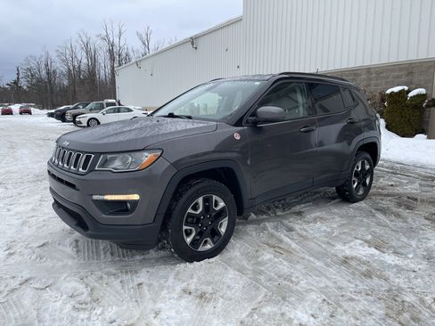 Used 2018 Jeep Compass Trailhawk image 8