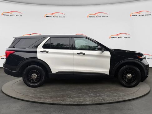 Used 2021 Ford Explorer 4WD Police Interceptor image 6