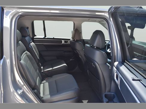 New 2026 Hyundai Santa Fe Limited FWD image 15