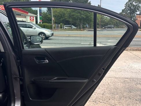 Used 2014 Honda Accord Sport image 13