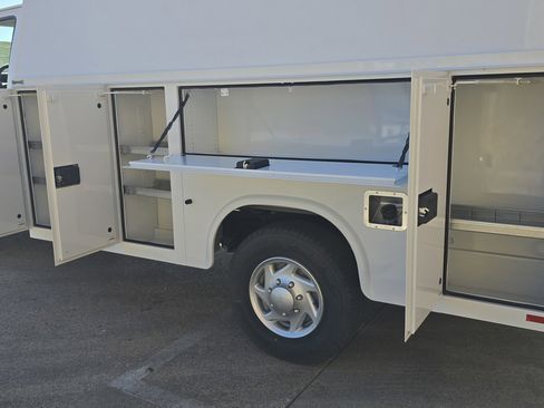 New 2025 Ford E-350 and Econoline 350 Super Duty w/ Power Equipment Group image 10