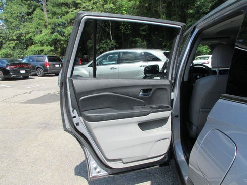 Used 2018 Honda Pilot EX-L image 15