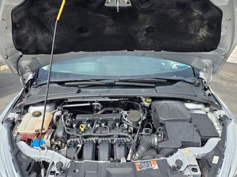 Used 2015 Ford Focus SE FWD image 33