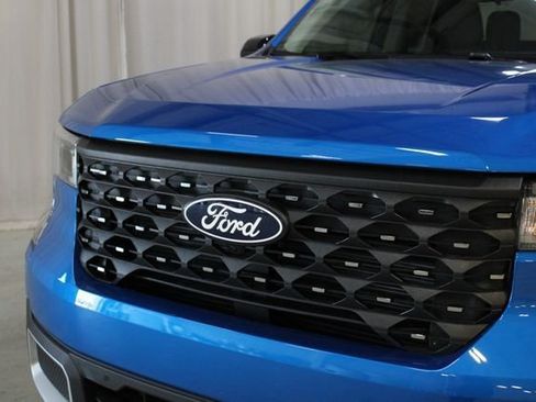 New 2026 Ford Maverick Lariat AWD/4WD image 32