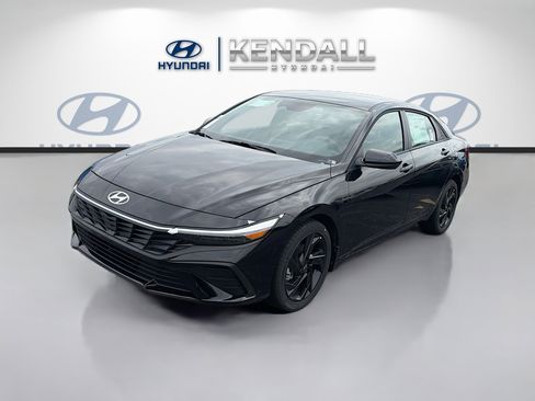 New 2026 Hyundai Elantra Sport FWD image 3