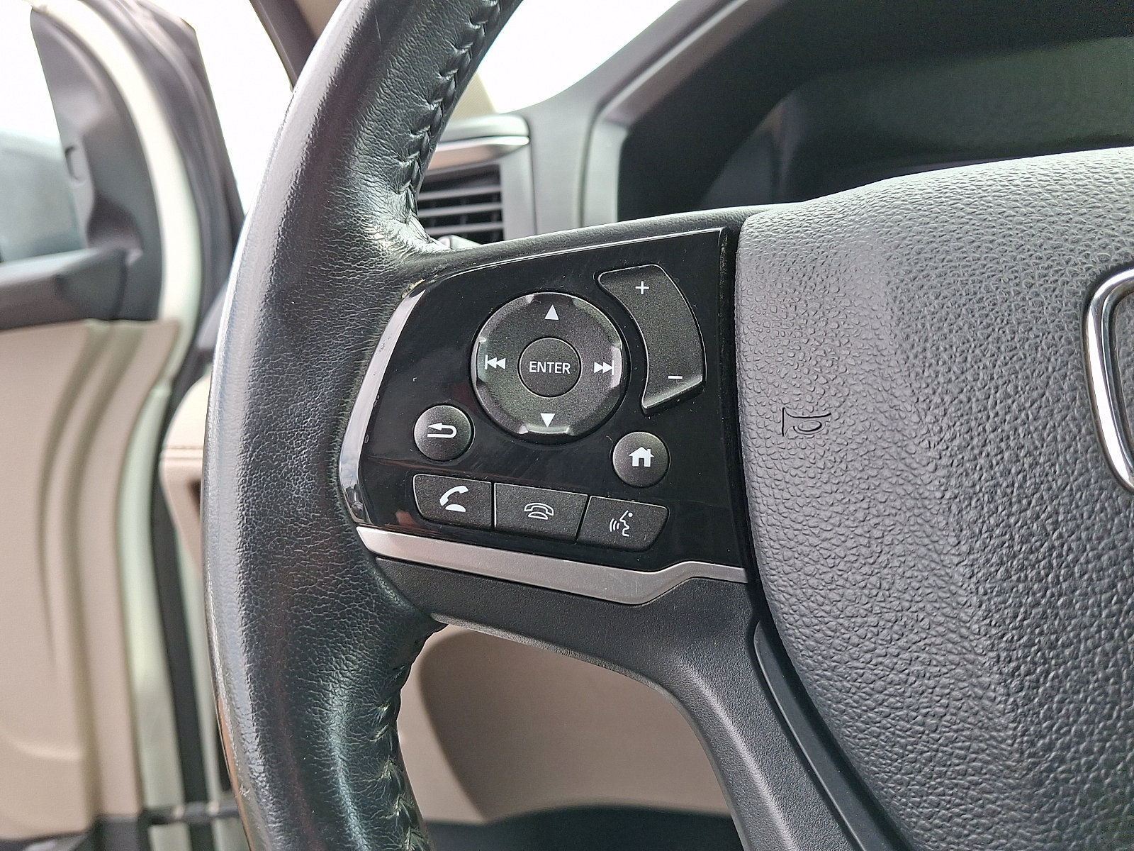 Used 2019 Honda Odyssey EX-L image 21