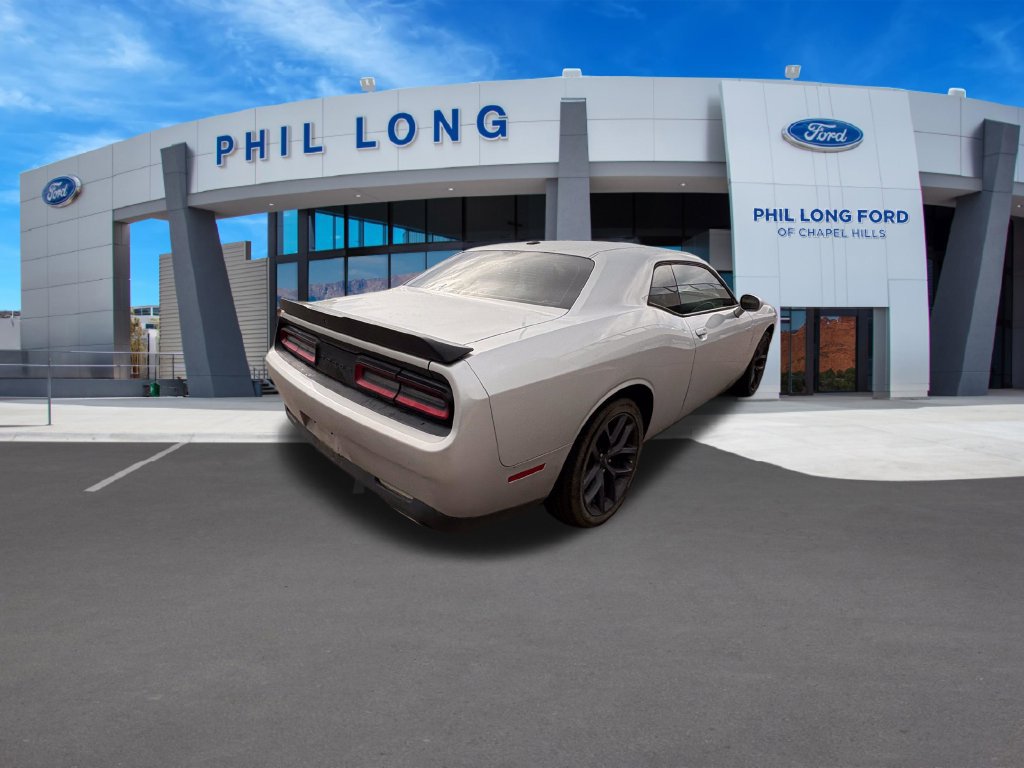 Used 2020 Dodge Challenger SXT w/ Blacktop Package RWD image 5