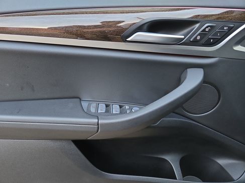 Certified 2022 BMW X4 xDrive30i image 15