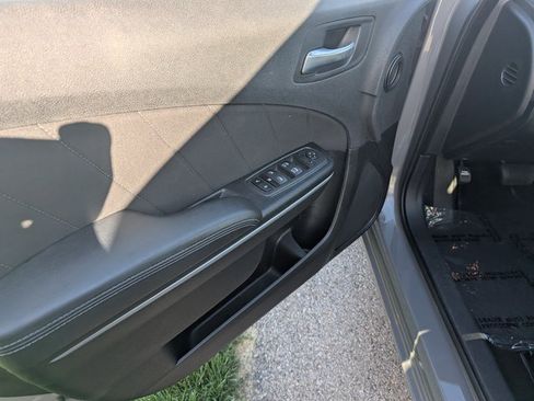 Used 2023 Dodge Charger SXT image 10