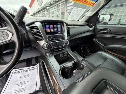 Used 2018 Chevrolet Suburban LT RWD image 37
