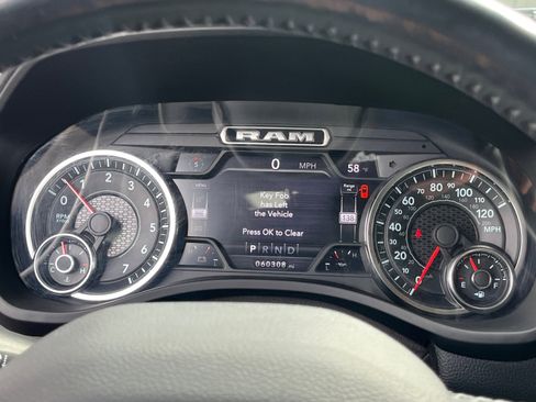 Used 2021 RAM 1500 Laramie AWD/4WD image 19