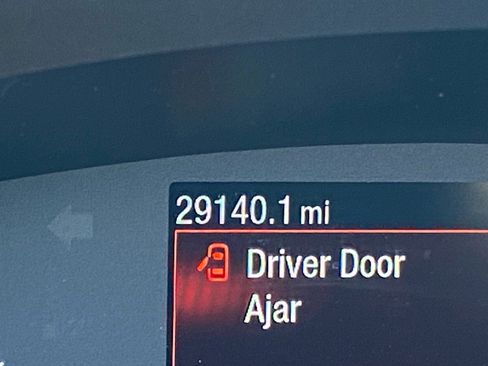 Used 2022 Ford Escape SE w/ Convenience Package image 13