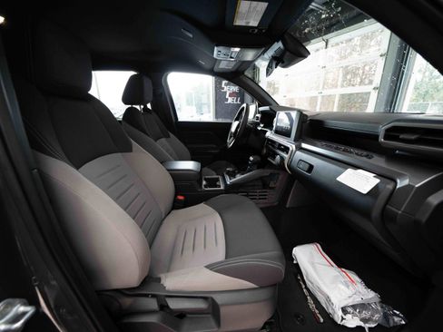 Used 2024 Toyota Tacoma TRD Sport image 26