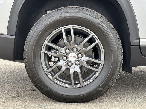 New 2026 GMC Acadia Elevation FWD image 30