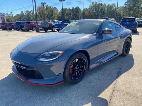 New 2024 Nissan Z NISMO w/ Floor Mat Package image 22