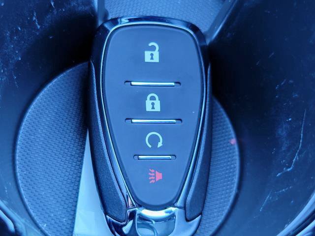 Used 2025 Chevrolet Trax RS w/ Driver Confidence Package FWD image 27