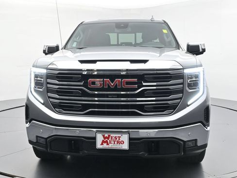 Used 2024 GMC Sierra 1500 SLT w/ SLT Premium Plus Package AWD/4WD image 27