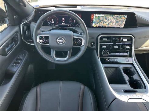 Certified 2025 Nissan Armada SL w/ Captain's Chari Seat Package AWD/4WD image 11