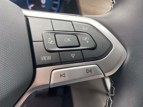 New 2026 Volkswagen Atlas SE image 24