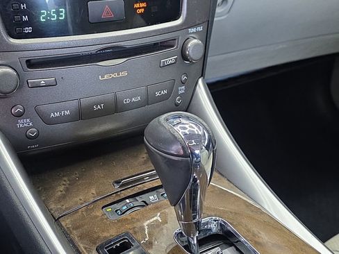 Used 2011 Lexus IS 250 w/ Premium Pkg Value Edition RWD image 30