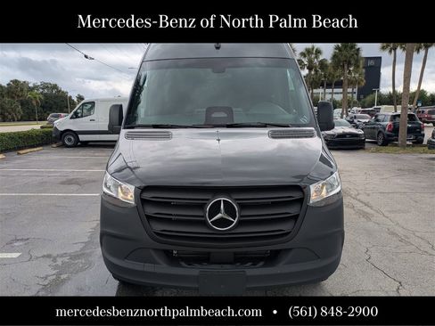 New 2025 Mercedes-Benz Sprinter 2500 image 2