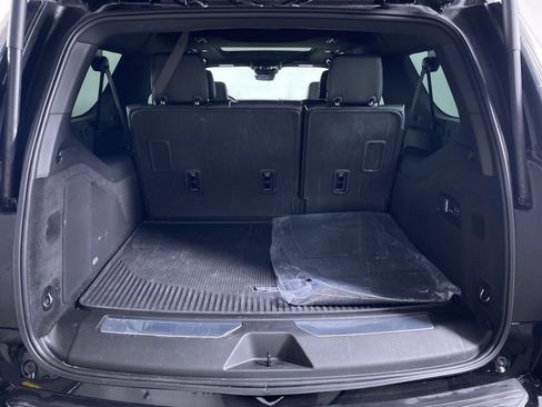 New 2026 Cadillac Escalade ESV Sport w/ Touring Package AWD/4WD image 16