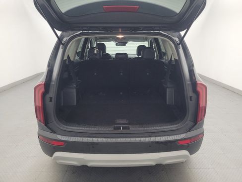 Used 2020 Kia Telluride LX FWD image 29