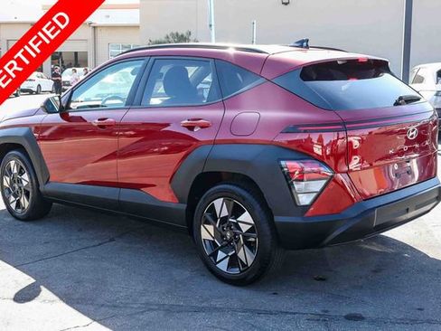 Certified 2025 Hyundai Kona SEL FWD image 4