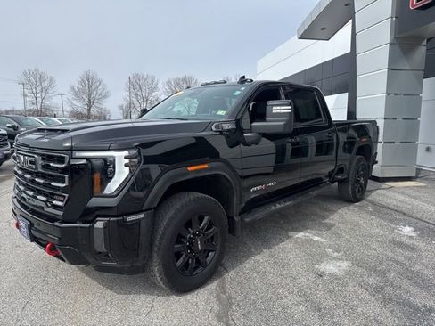 Certified 2024 GMC Sierra 2500 AT4 w/ AT4 Premium Plus Package AWD/4WD image 3