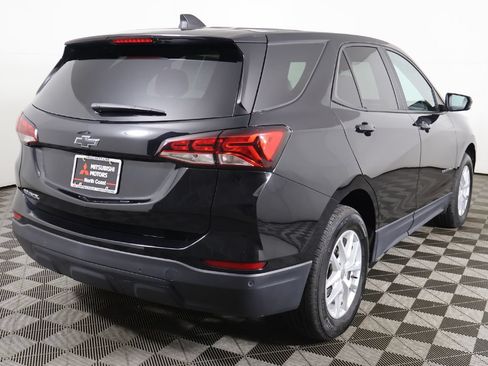 Used 2024 Chevrolet Equinox LS w/ LS Convenience Package FWD image 8