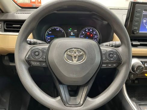 Used 2019 Toyota RAV4 XLE image 20