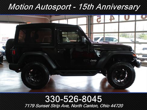 Used 2020 Jeep Wrangler Sport AWD/4WD image 14