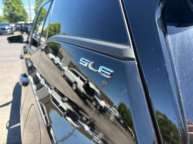 Certified 2024 GMC Terrain SLE w/ LPO, Floor Liner Package FWD image 3