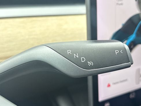 Used 2021 Tesla Model 3 Standard Range Plus image 27